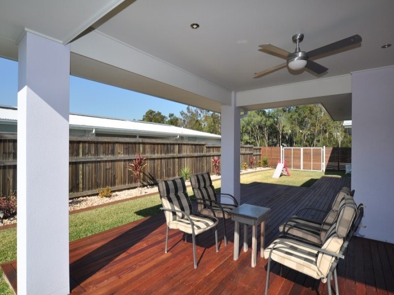 11 Stone Creek Drive, Upper Coomera QLD 4209