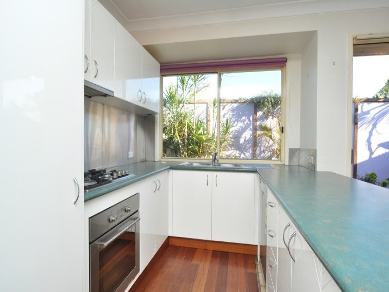 1/10 Crystal Reef Drive, Coombabah QLD 4216