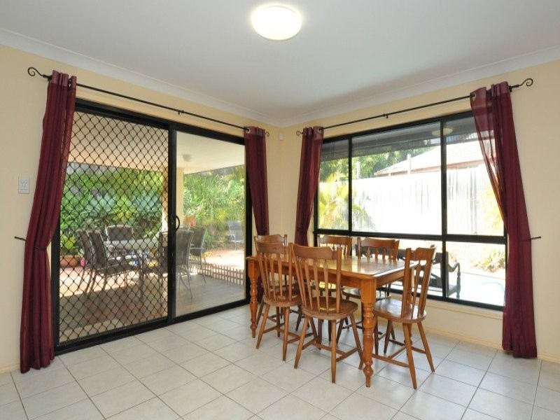 4 Farrer Court, Upper Coomera QLD 4209