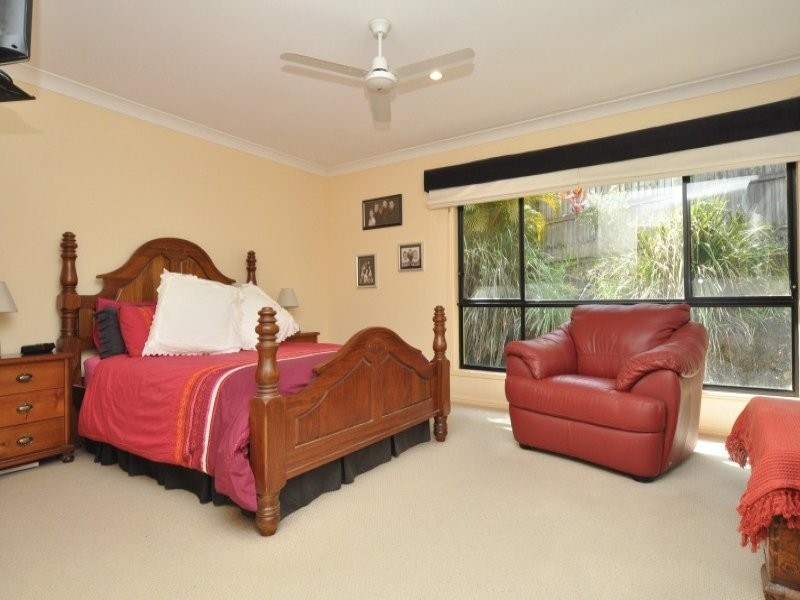 4 Farrer Court, Upper Coomera QLD 4209