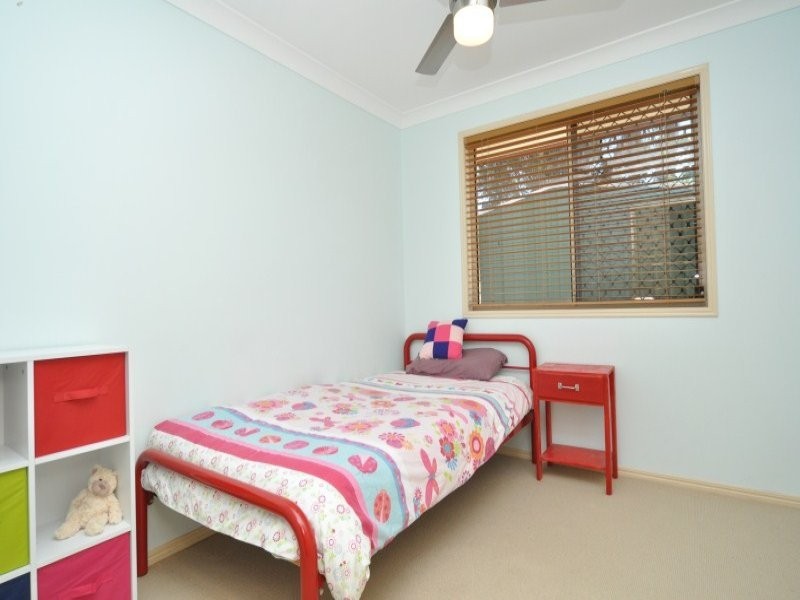 5 Pottinger Crescent, Oxenford QLD 4210