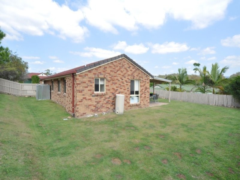 9 Weka Street, Oxenford QLD 4210