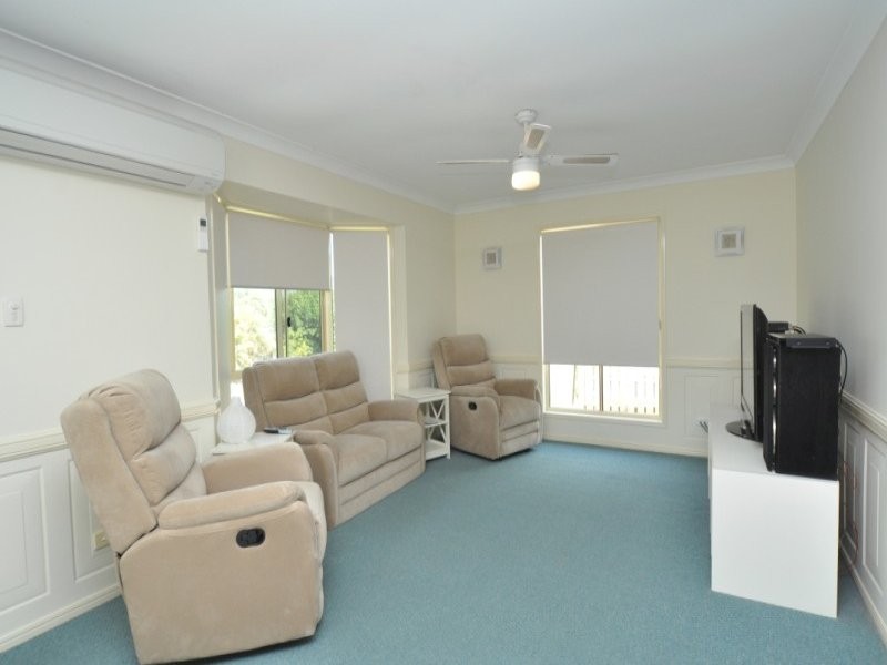 9 Weka Street, Oxenford QLD 4210