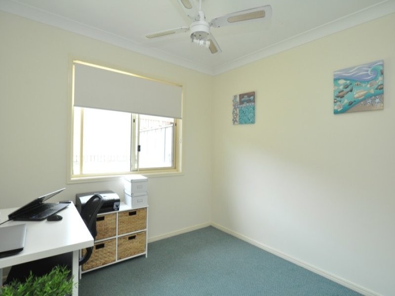 9 Weka Street, Oxenford QLD 4210