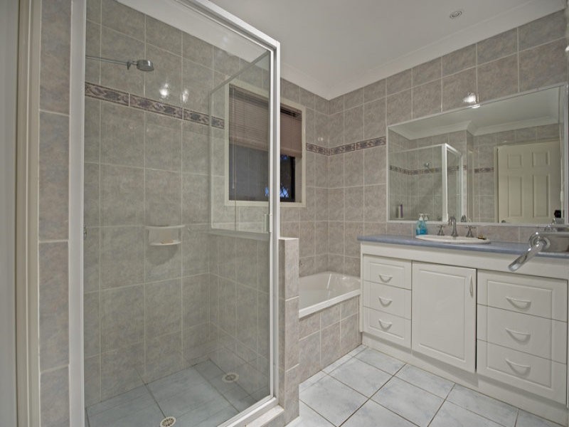 27 Lachlan Drive, Coomera QLD 4209