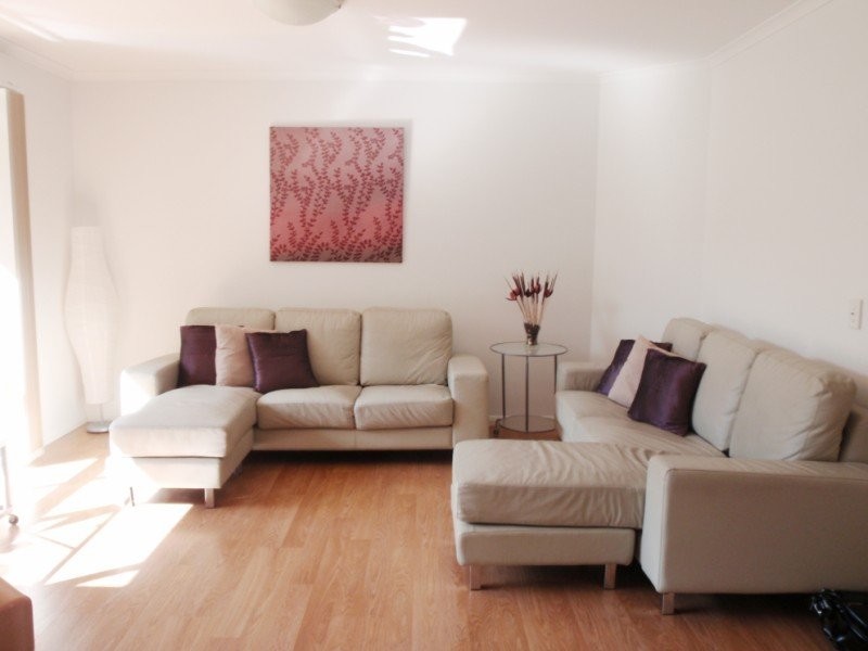 54 Ruth Terrace, Oxenford QLD 4210