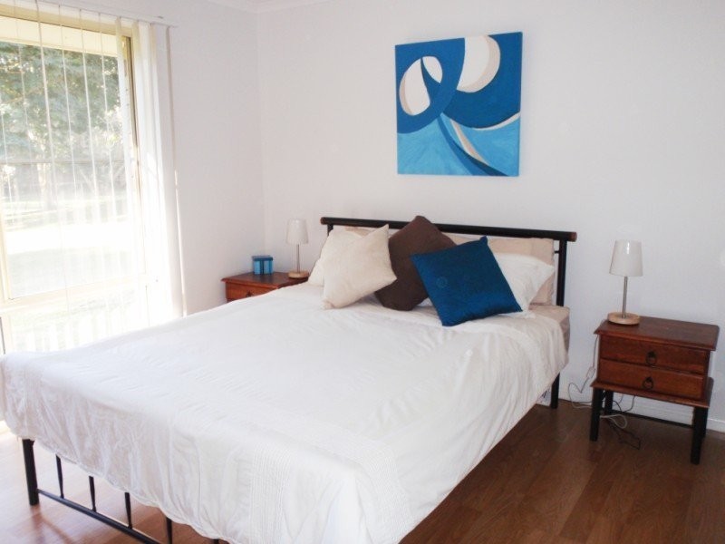 54 Ruth Terrace, Oxenford QLD 4210