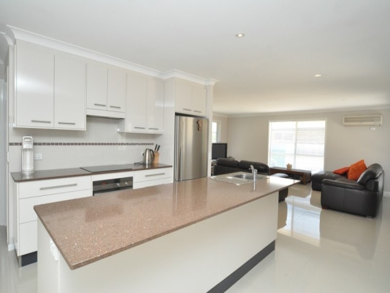 11 Gilpin Court, Upper Coomera QLD 4209