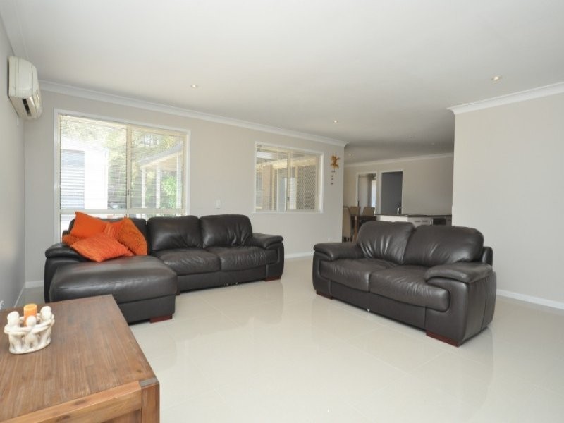 11 Gilpin Court, Upper Coomera QLD 4209