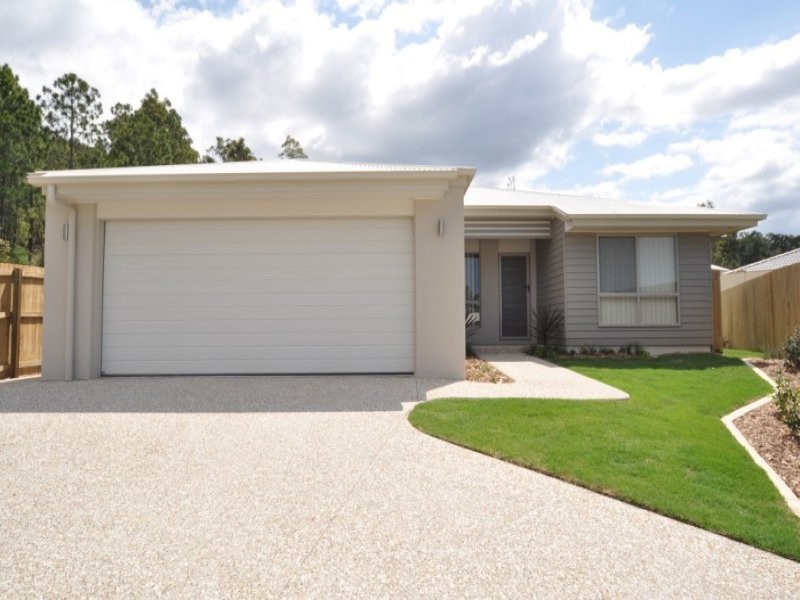 13 Morning Sun Court, Maudsland QLD 4210