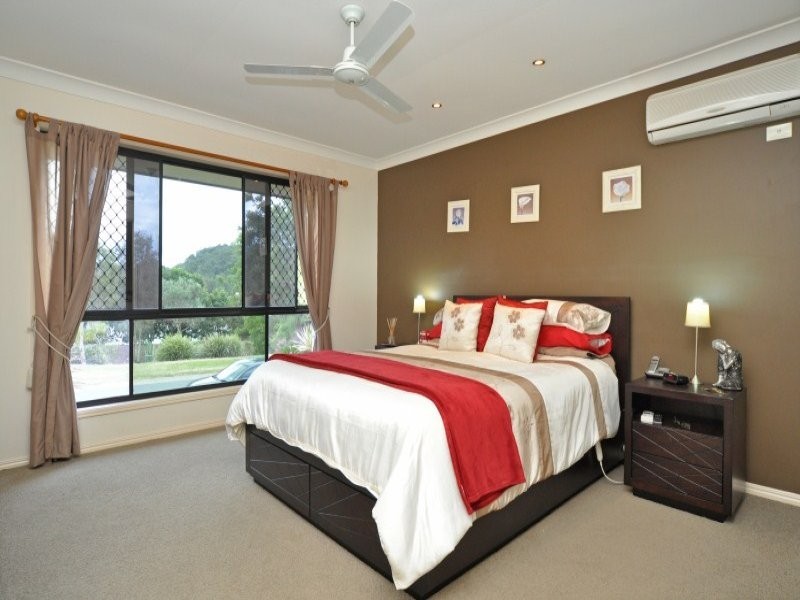 50 Graywillow Boulevarde, Oxenford QLD 4210