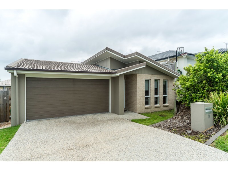 11 Cairnlea Drive, Pimpama QLD 4209