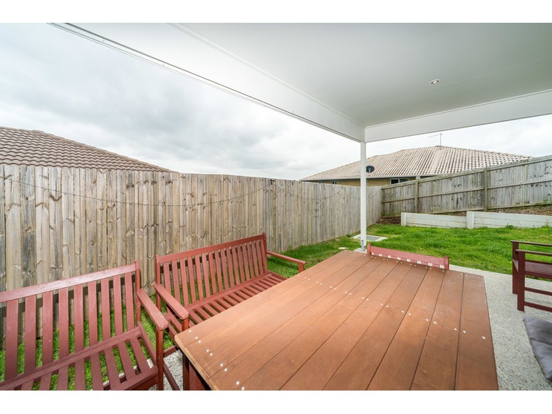 11 Cairnlea Drive, Pimpama QLD 4209