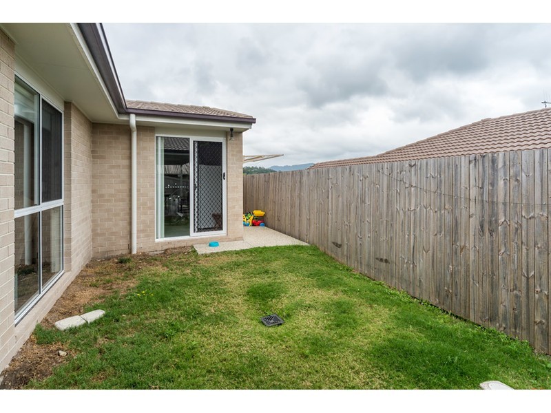 11 Cairnlea Drive, Pimpama QLD 4209