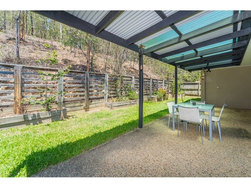 12 Winslow Court, Oxenford QLD 4210