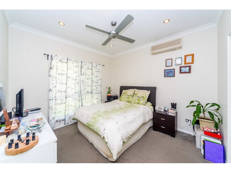 12 Winslow Court, Oxenford QLD 4210