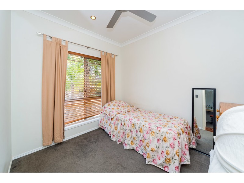 12 Winslow Court, Oxenford QLD 4210