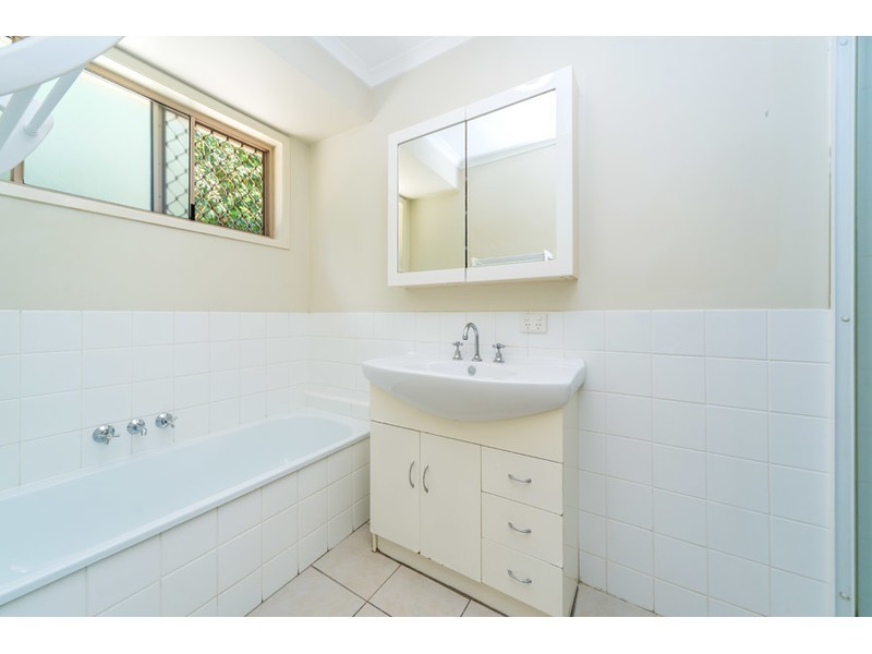 2/1 Columbia Court, Oxenford QLD 4210