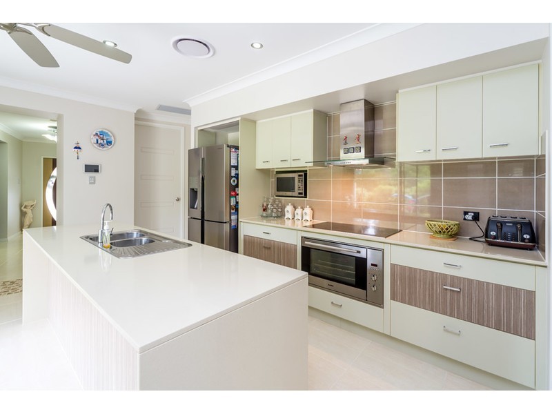 1 Macleay Circuit, Upper Coomera QLD 4209