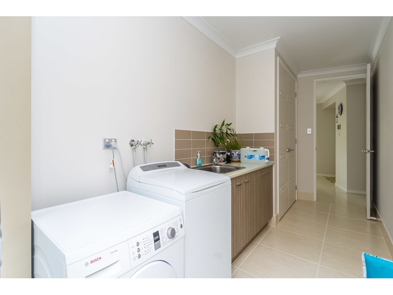 1 Macleay Circuit, Upper Coomera QLD 4209