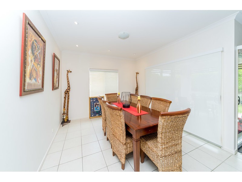 54 Brittany Drive, Oxenford QLD 4210