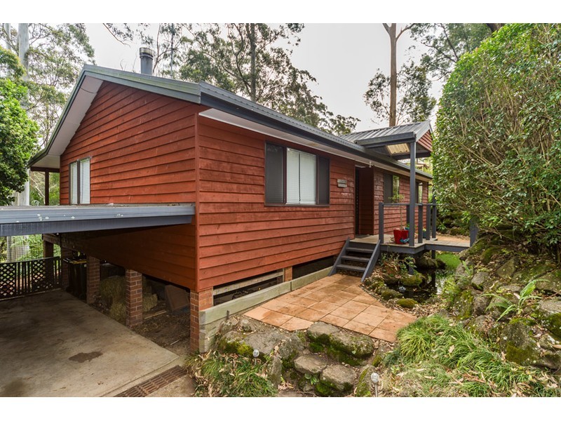 52 Kinabalu Drive, Tamborine Mountain QLD 4272