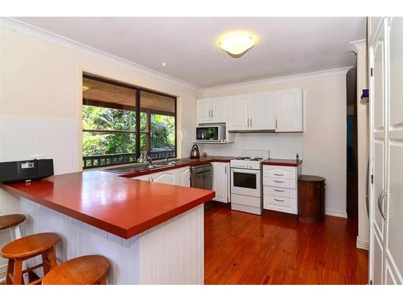 52 Kinabalu Drive, Tamborine Mountain QLD 4272