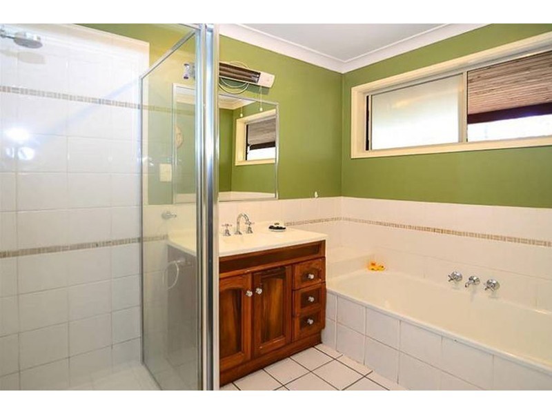 52 Kinabalu Drive, Tamborine Mountain QLD 4272