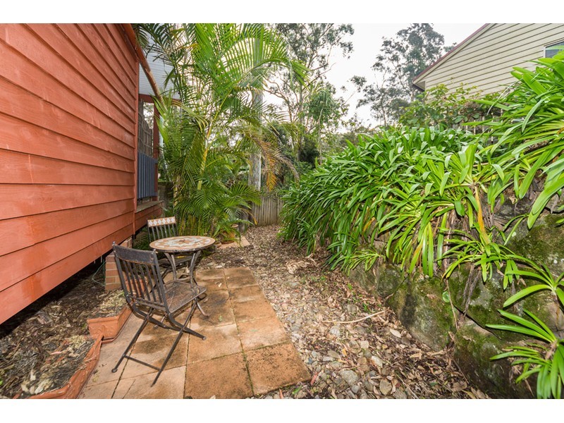 52 Kinabalu Drive, Tamborine Mountain QLD 4272