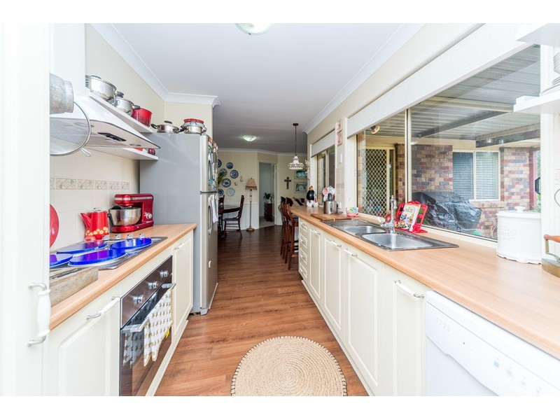 10 Guy Lane, Oxenford QLD 4210