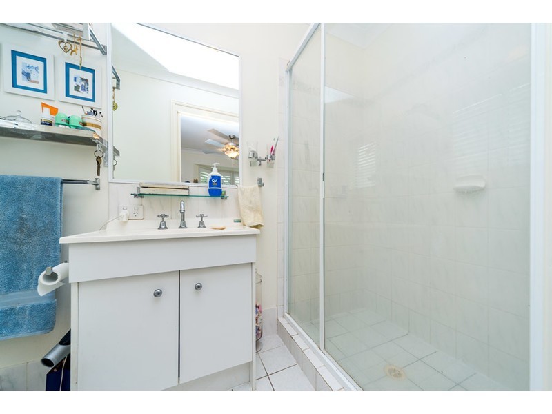 10 Guy Lane, Oxenford QLD 4210