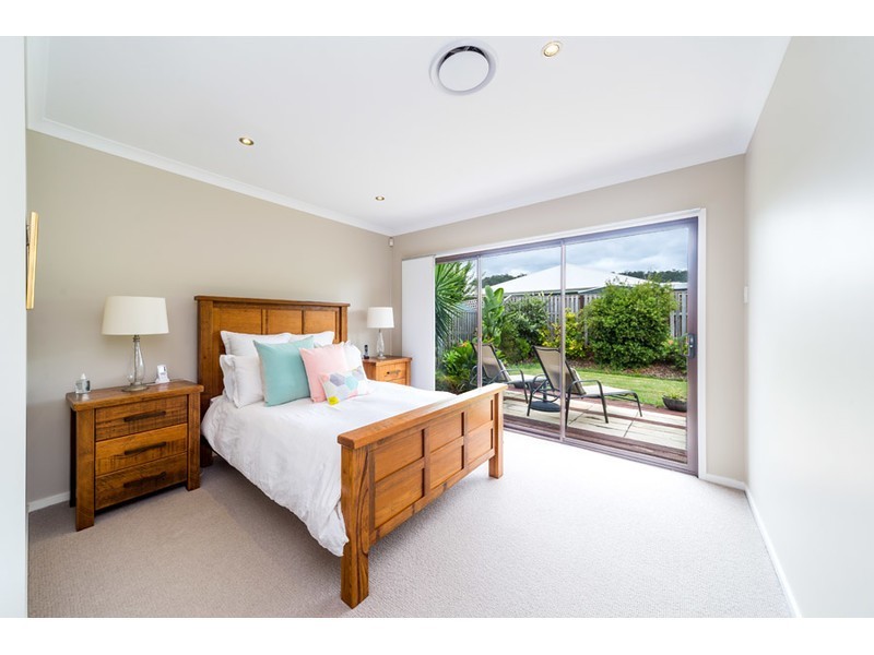 135 Riverstone Crossing, Maudsland QLD 4210
