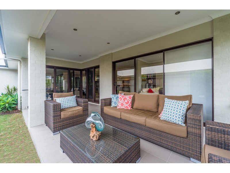 135 Riverstone Crossing, Maudsland QLD 4210