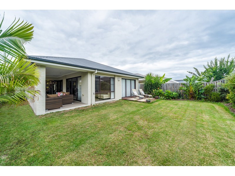 135 Riverstone Crossing, Maudsland QLD 4210