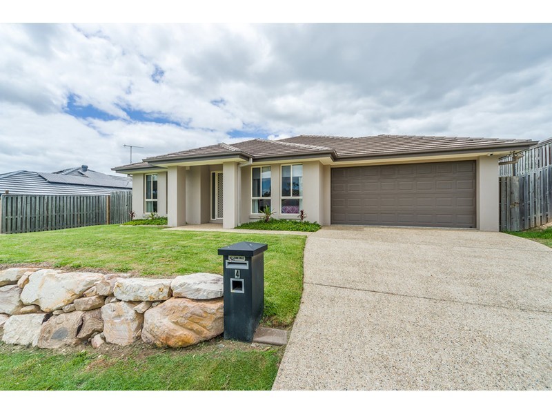 4 Macleay Circuit, Upper Coomera QLD 4209