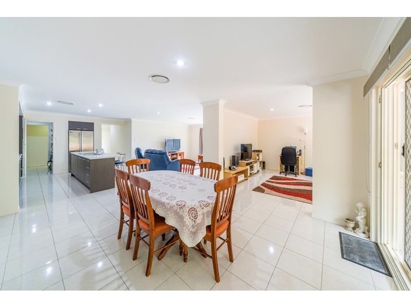 4 Macleay Circuit, Upper Coomera QLD 4209