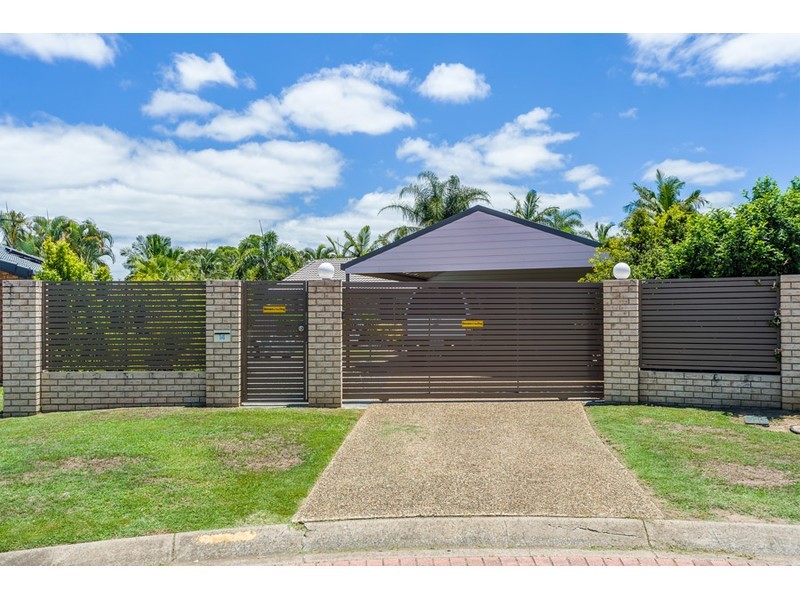 14 Balranald Court, Helensvale QLD 4212