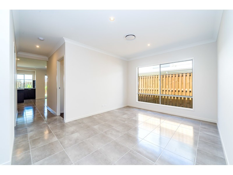 3 Saltwater Street, Pimpama QLD 4209