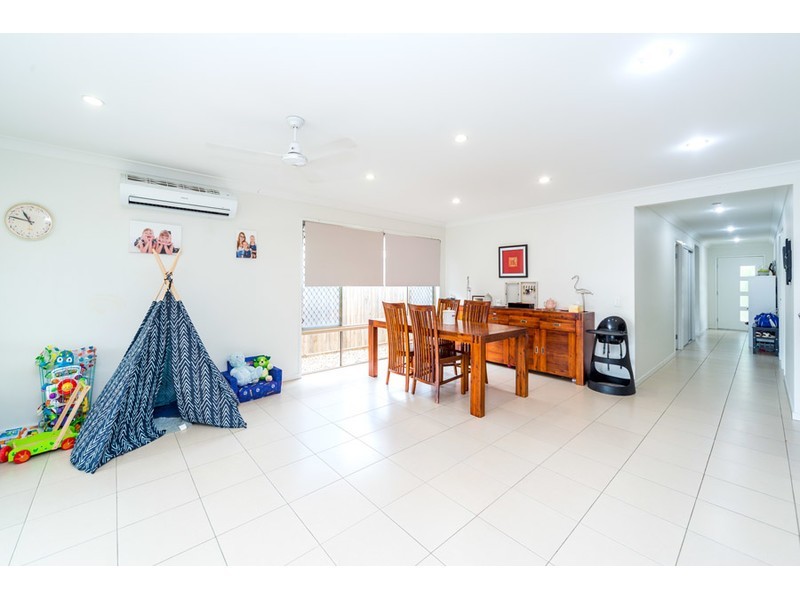 68 Brookside Circuit, Ormeau QLD 4208