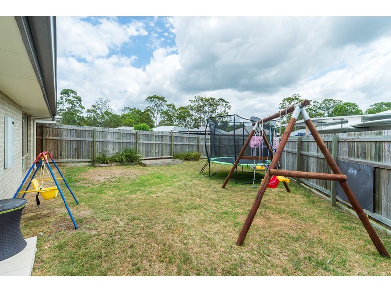 68 Brookside Circuit, Ormeau QLD 4208