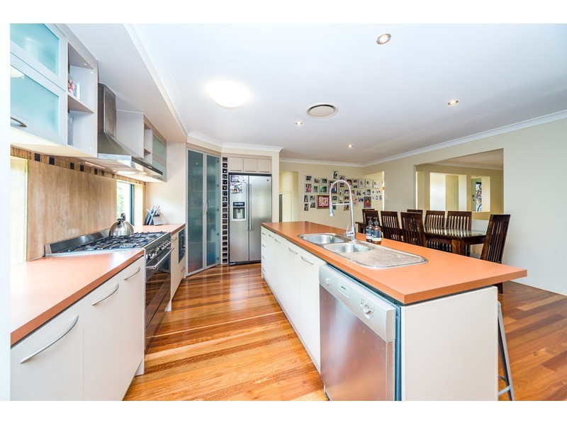 27 Candlebark Circuit, Upper Coomera QLD 4209
