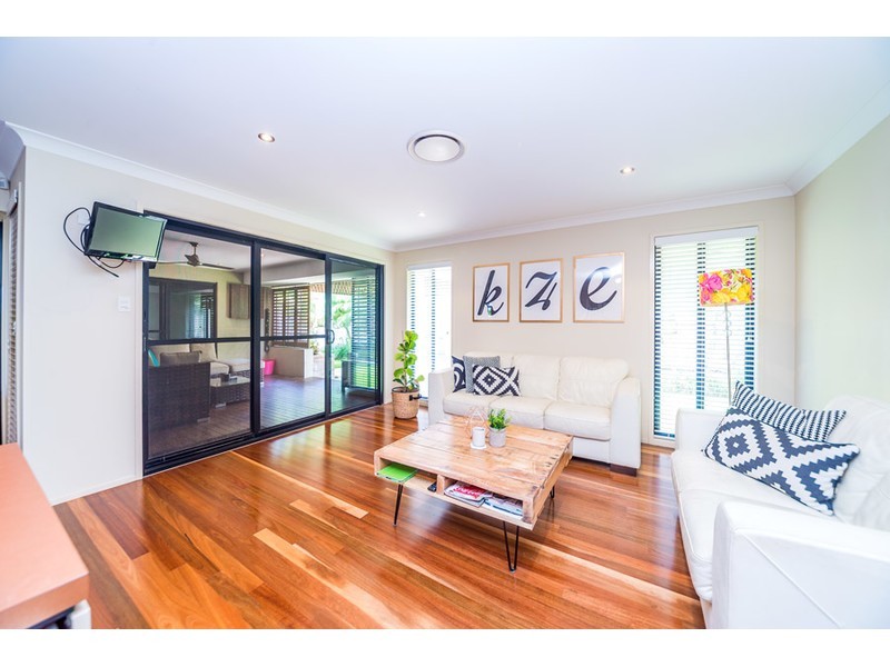 27 Candlebark Circuit, Upper Coomera QLD 4209