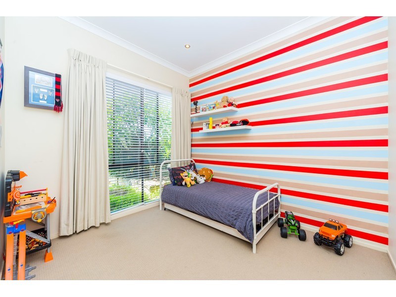 27 Candlebark Circuit, Upper Coomera QLD 4209