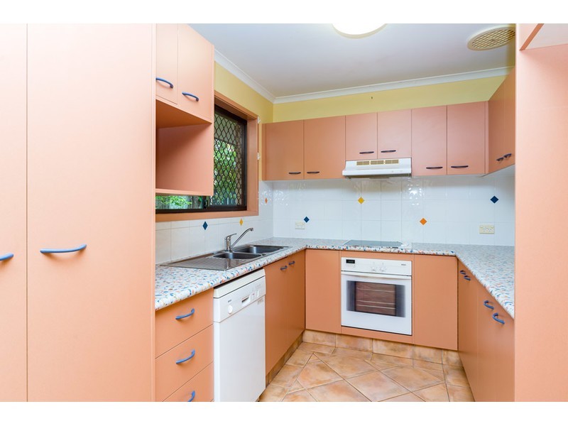 10 Lergessner Street, Biggera Waters QLD 4216