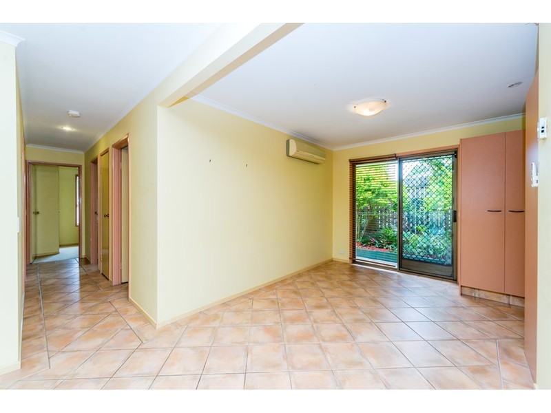 10 Lergessner Street, Biggera Waters QLD 4216