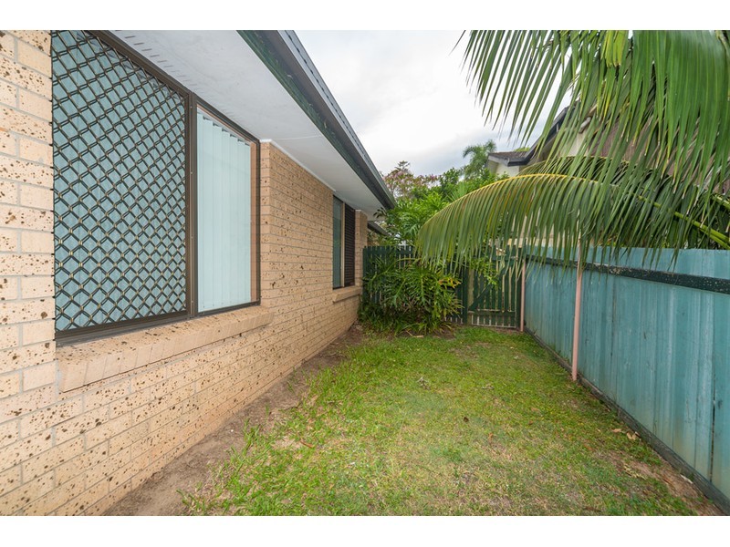 10 Lergessner Street, Biggera Waters QLD 4216