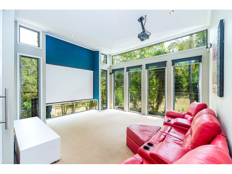 9/239 Brygon Creek Drive, Upper Coomera QLD 4209