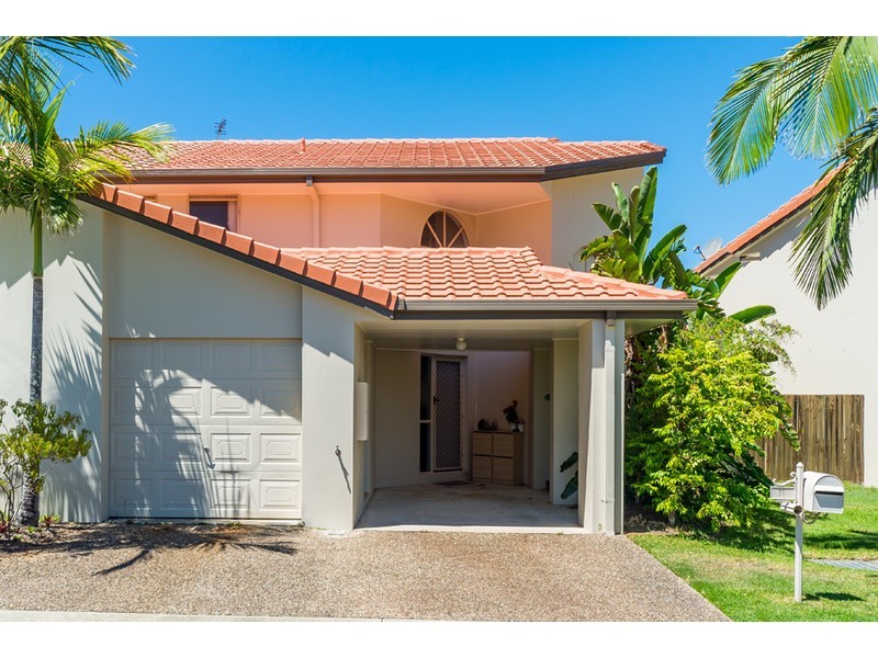 11/88 Cotlew Street East, Southport QLD 4215