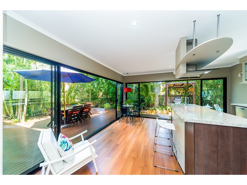316 Oxley Drive, Coombabah QLD 4216