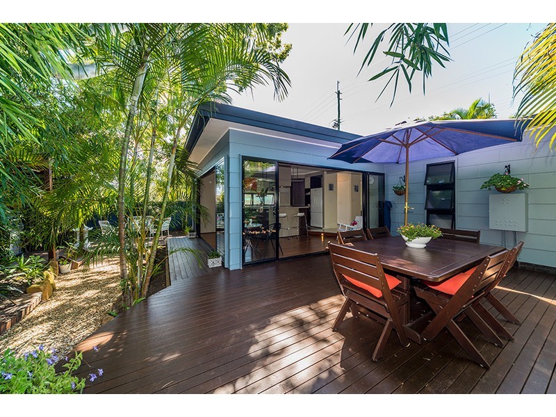 316 Oxley Drive, Coombabah QLD 4216